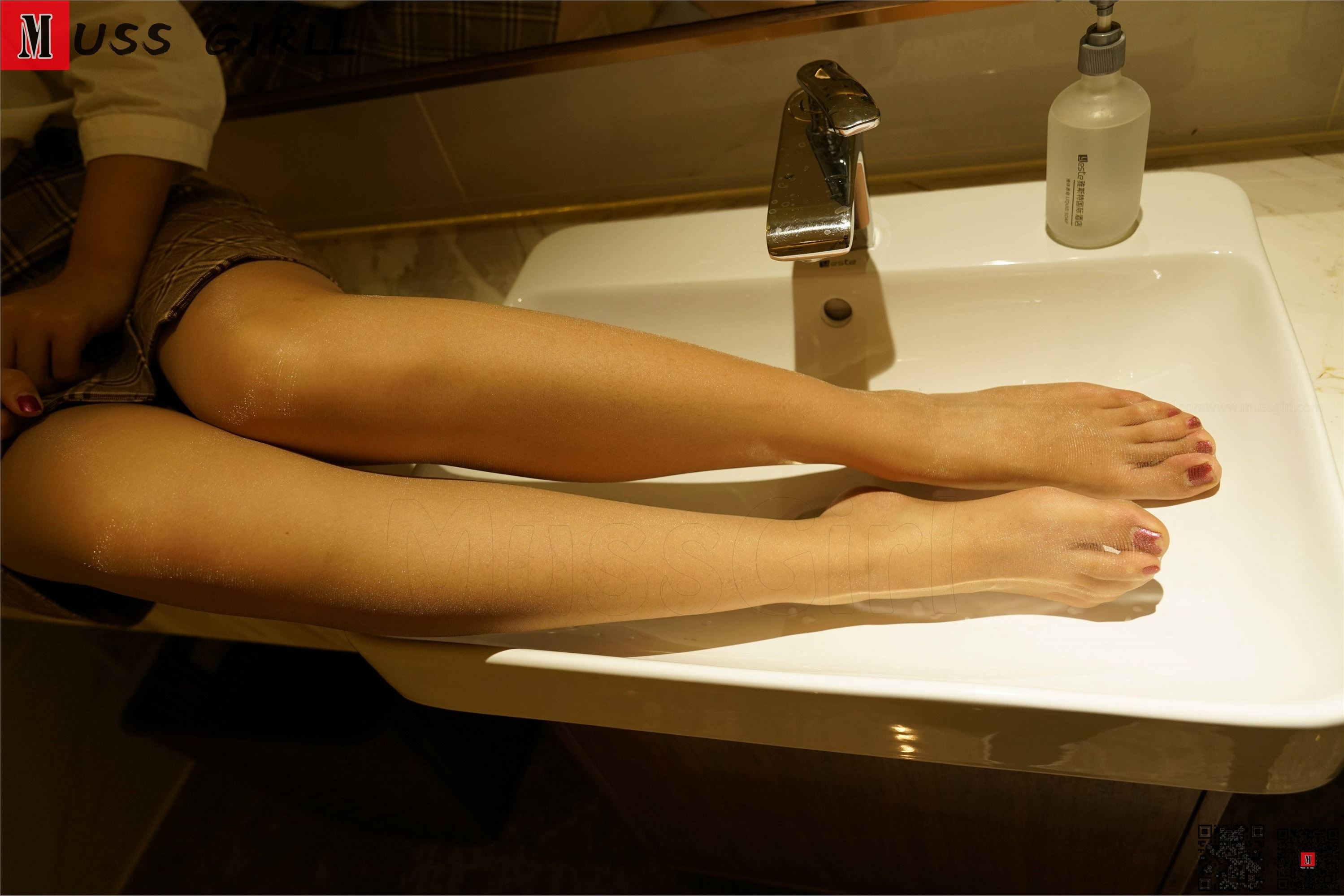 MussGirl慕丝女郎  NO.511 小何